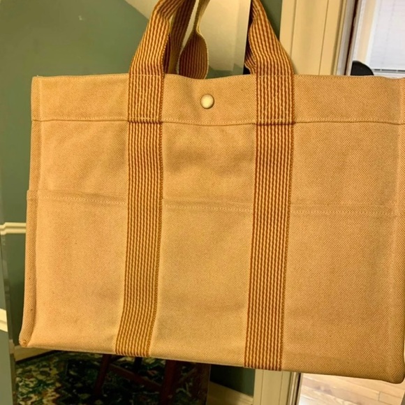 ❗️SOLD❗️Hermes Canvas Tote - Picture 2 of 11